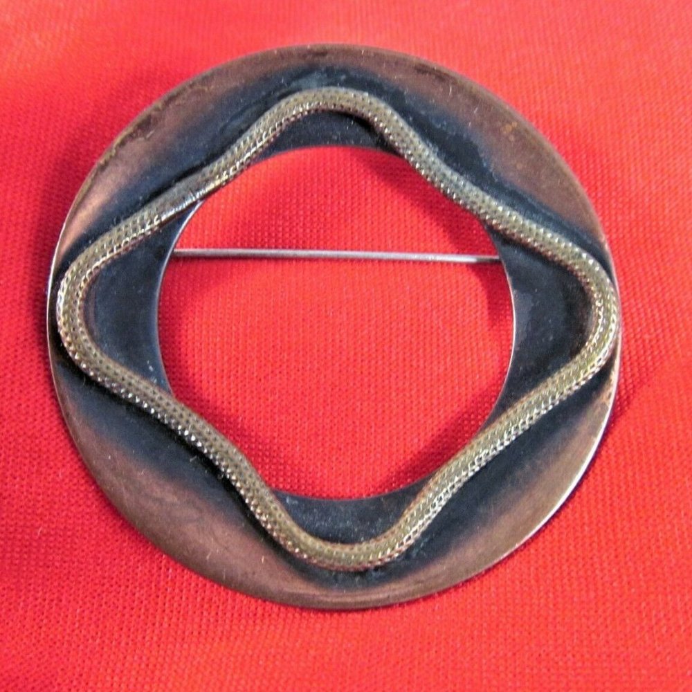Vintage 1960 Copper Brooch Dimensional Round Modernist Abstract Pin - Picture 9 of 10